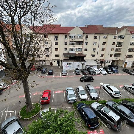 شقة Târgu Jiu  في Apartament Victoria المظهر الخارجي الصورة